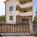 Apartament Radosevic Medulin