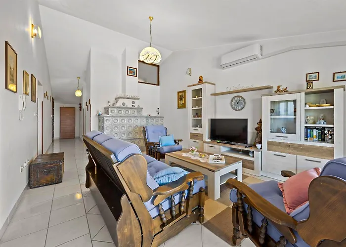 דירה Radosevic מדולין